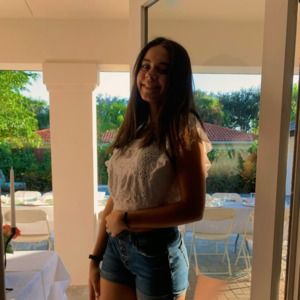 Meet your Posher, Natalie